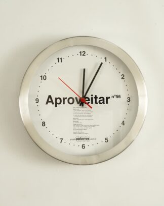 Relógio de parede Aproveitar.